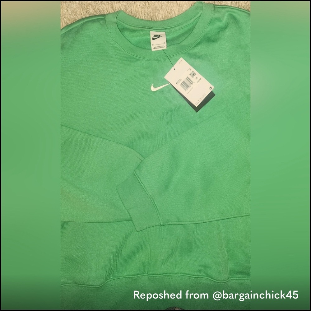 Nike Green Sweatshirt